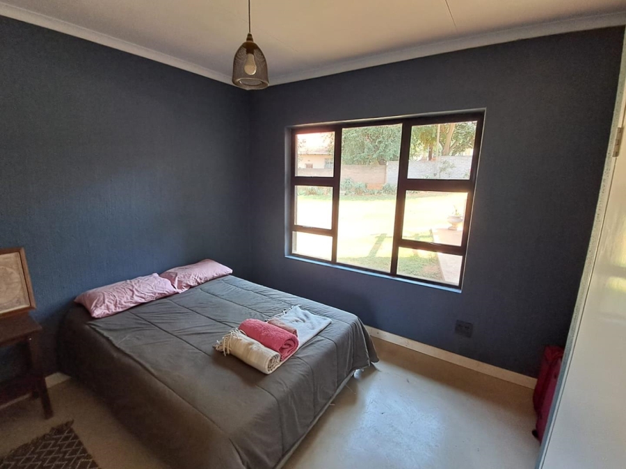 3 Bedroom Property for Sale in Oakdene Gauteng