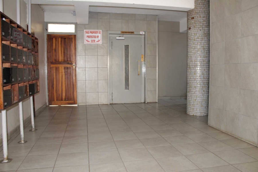 To Let 1 Bedroom Property for Rent in Sunnyside Gauteng