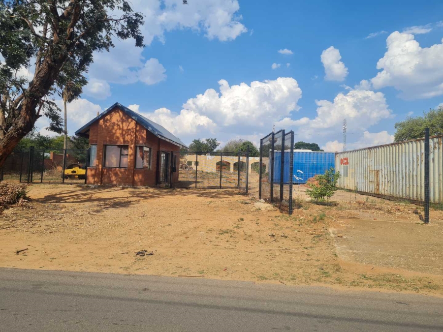 Commercial Property for Sale in Mnandi Gauteng