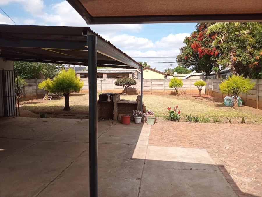 3 Bedroom Property for Sale in East Lynne Gauteng