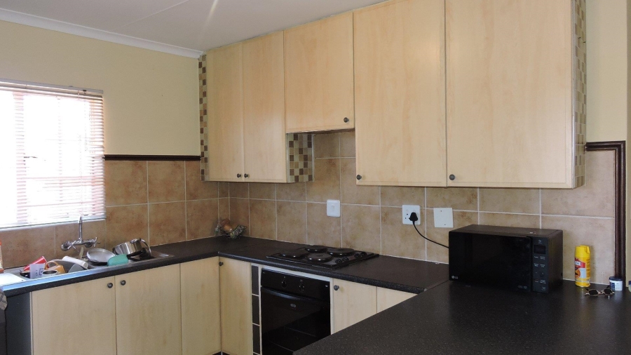 2 Bedroom Property for Sale in Eco Park Gauteng