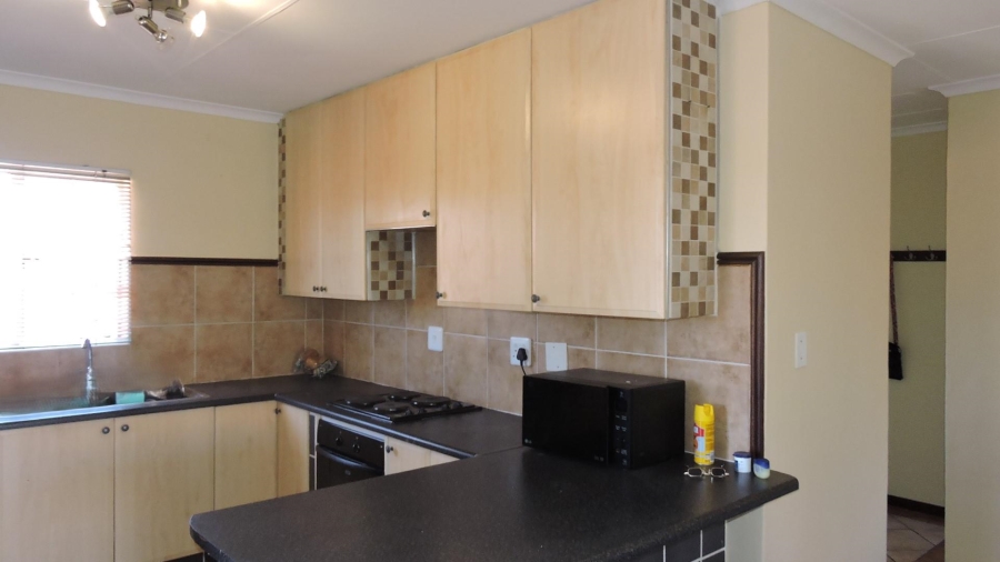 2 Bedroom Property for Sale in Eco Park Gauteng