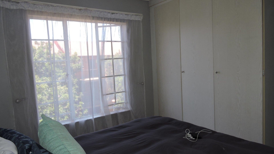 2 Bedroom Property for Sale in Eco Park Gauteng