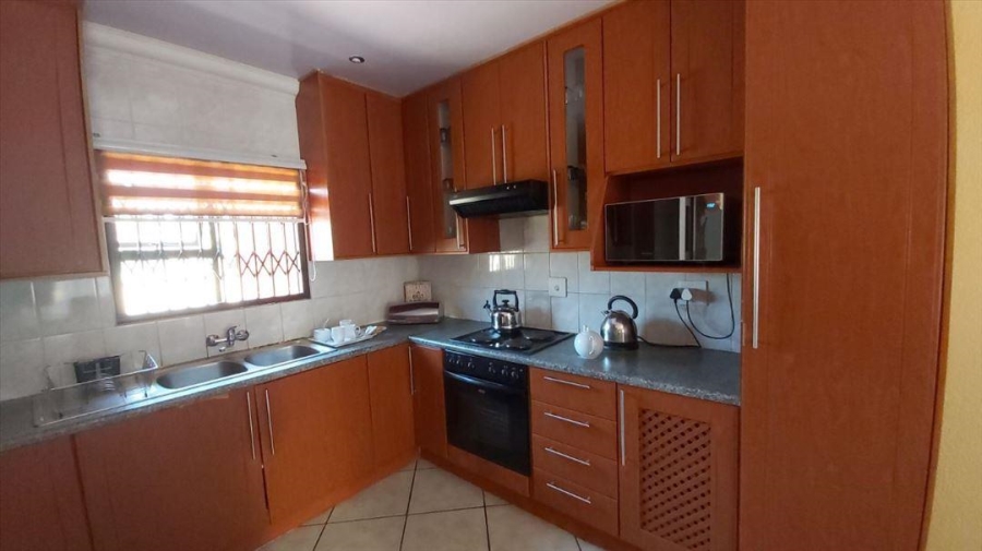 3 Bedroom Property for Sale in Birchleigh North Gauteng