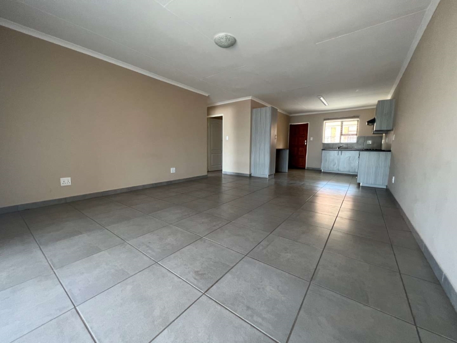 To Let 2 Bedroom Property for Rent in Florida Gauteng