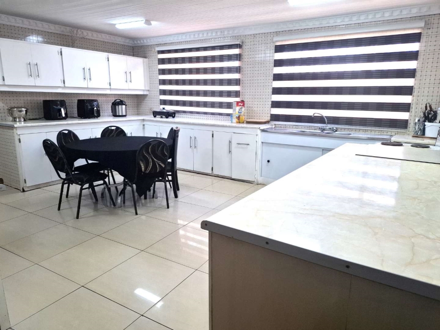 5 Bedroom Property for Sale in Turffontein Gauteng