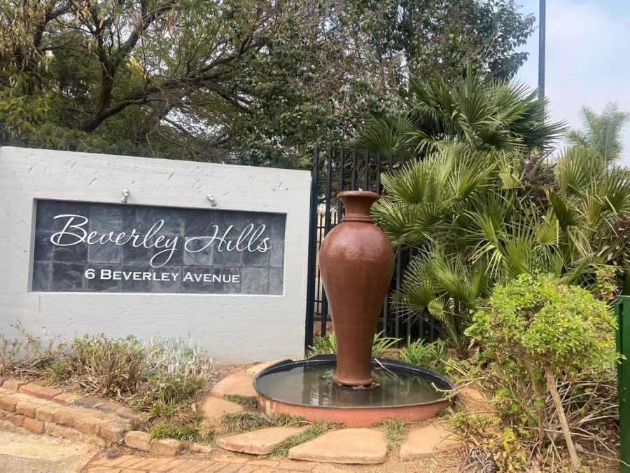 2 Bedroom Property for Sale in Bassonia Gauteng