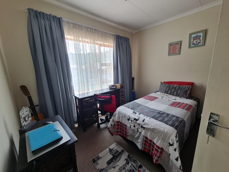 2 Bedroom Property for Sale in Bassonia Gauteng