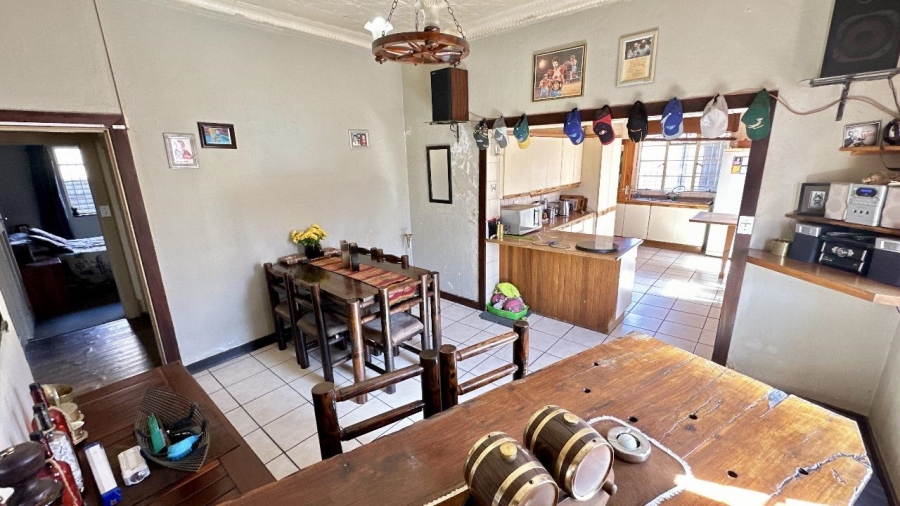 4 Bedroom Property for Sale in Rosettenville Gauteng