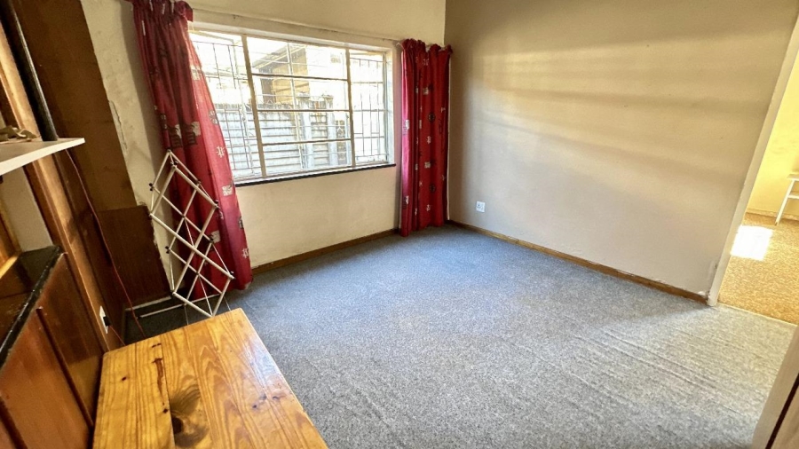 4 Bedroom Property for Sale in Rosettenville Gauteng