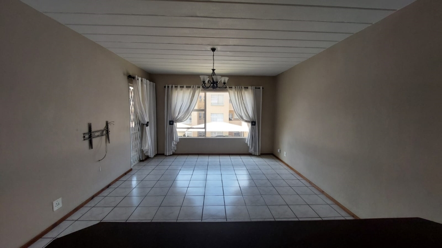 To Let 2 Bedroom Property for Rent in Randhart Gauteng