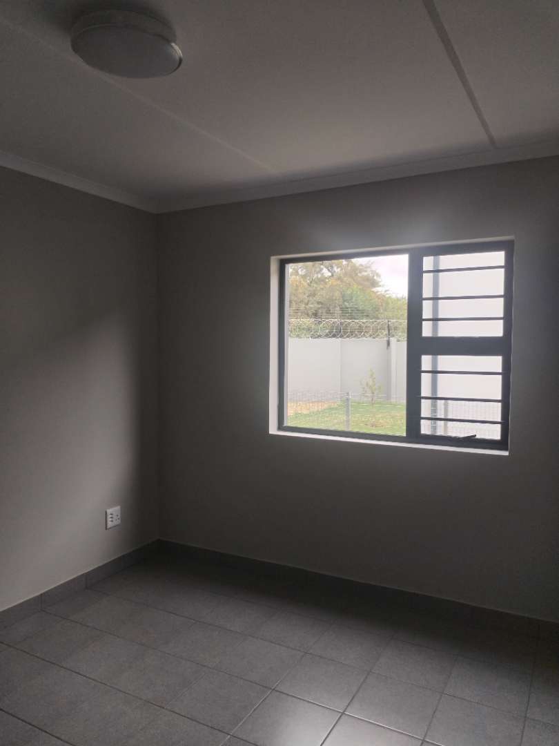 To Let 2 Bedroom Property for Rent in Willow Park Manor Gauteng