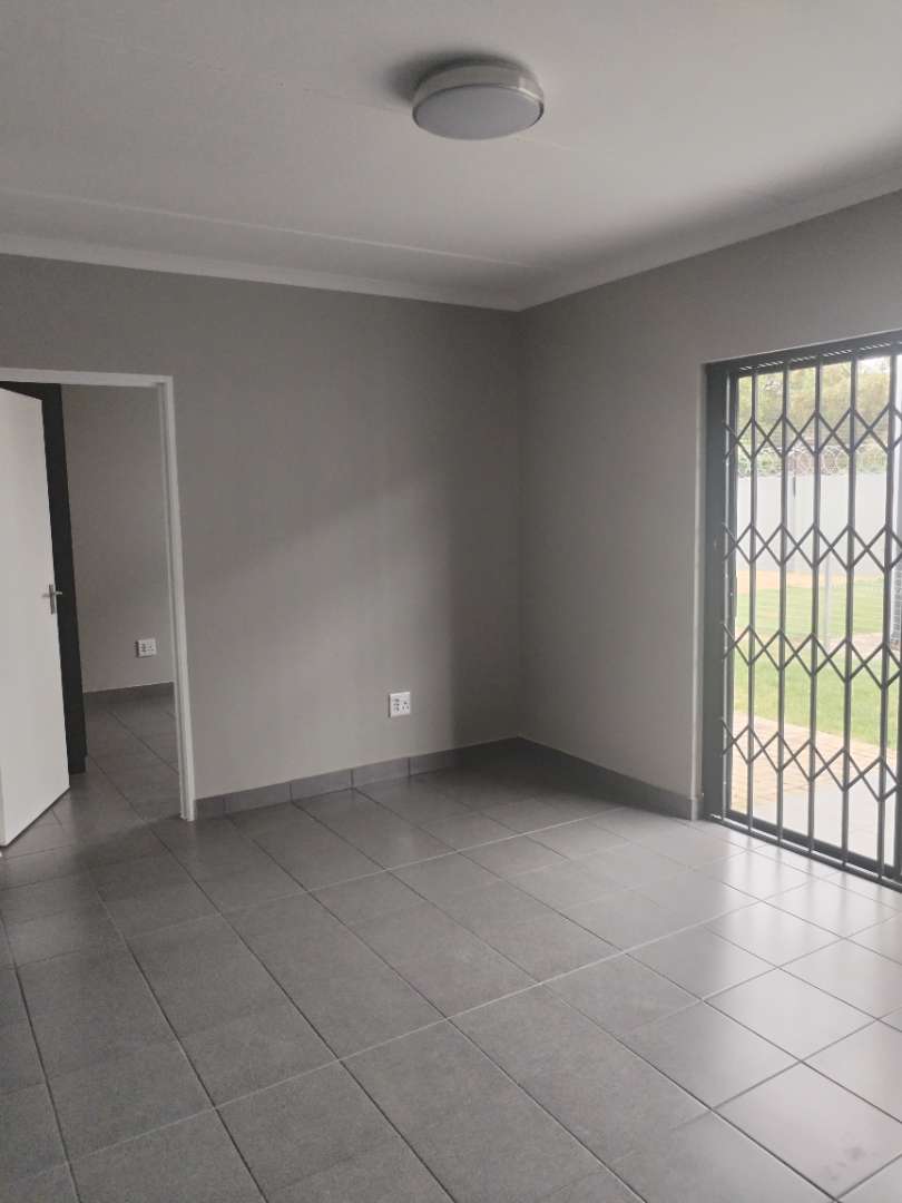 To Let 2 Bedroom Property for Rent in Willow Park Manor Gauteng