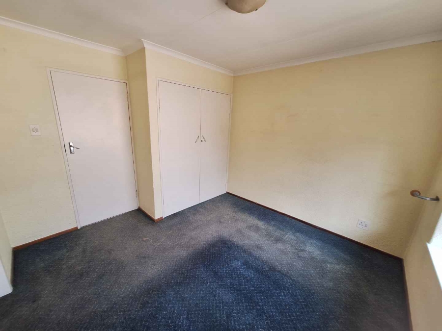 To Let 2 Bedroom Property for Rent in Blackheath Gauteng