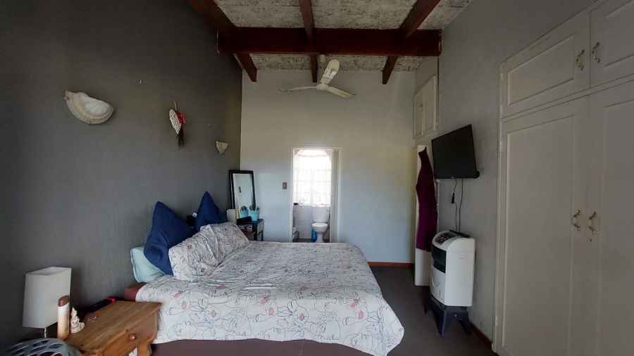 To Let 3 Bedroom Property for Rent in New Market Gauteng