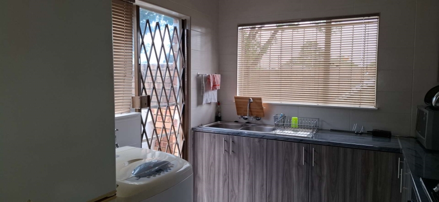 3 Bedroom Property for Sale in Brackenhurst Gauteng