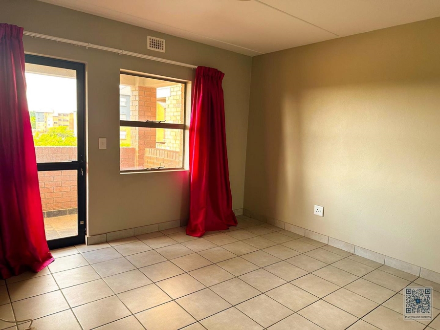 2 Bedroom Property for Sale in Heuweloord Gauteng