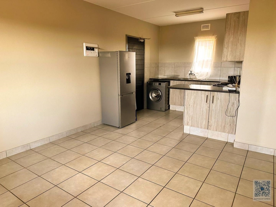 2 Bedroom Property for Sale in Heuweloord Gauteng