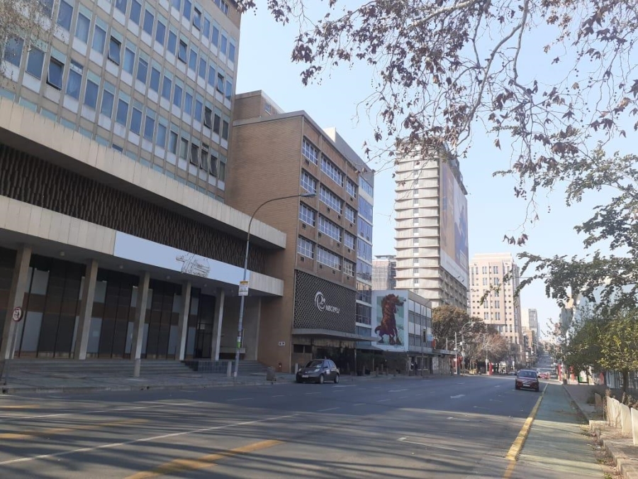 To Let 1 Bedroom Property for Rent in Braamfontein Gauteng