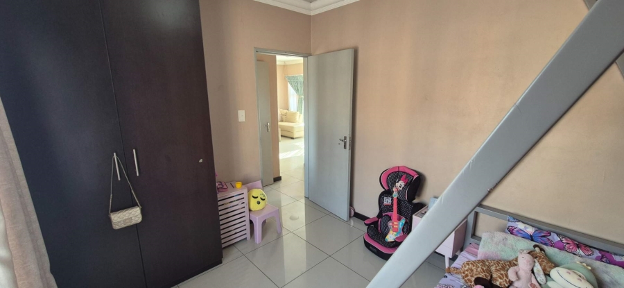 2 Bedroom Property for Sale in Brackendowns Gauteng