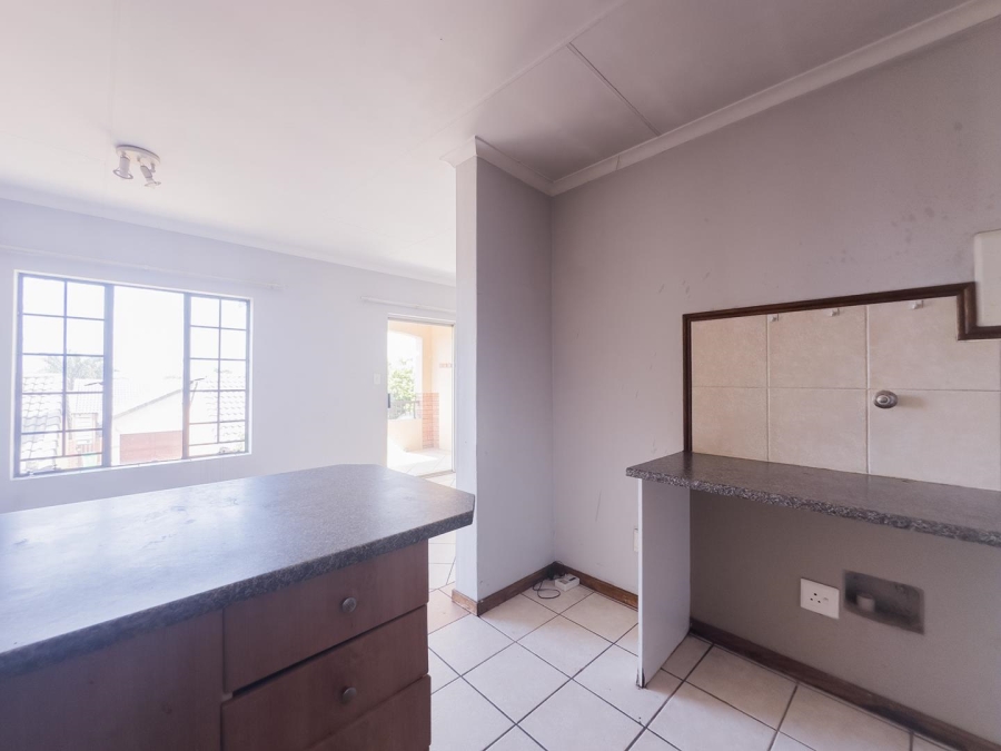 To Let 2 Bedroom Property for Rent in Equestria Gauteng