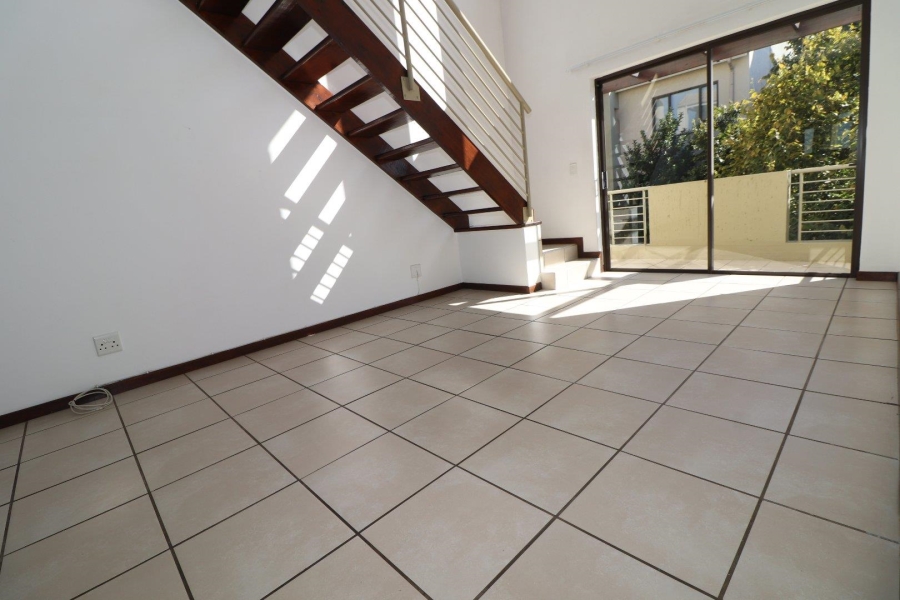 1 Bedroom Property for Sale in Bryanston Gauteng