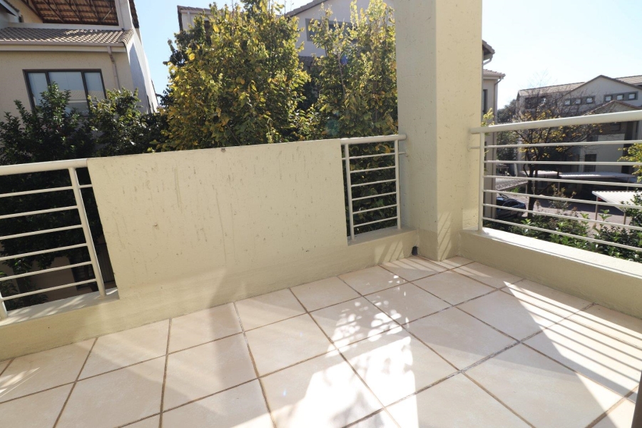 1 Bedroom Property for Sale in Bryanston Gauteng