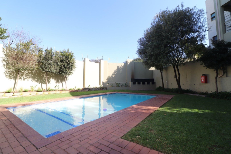 1 Bedroom Property for Sale in Bryanston Gauteng