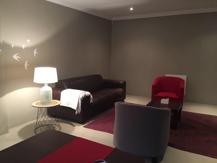 To Let 1 Bedroom Property for Rent in Rosebank Gauteng