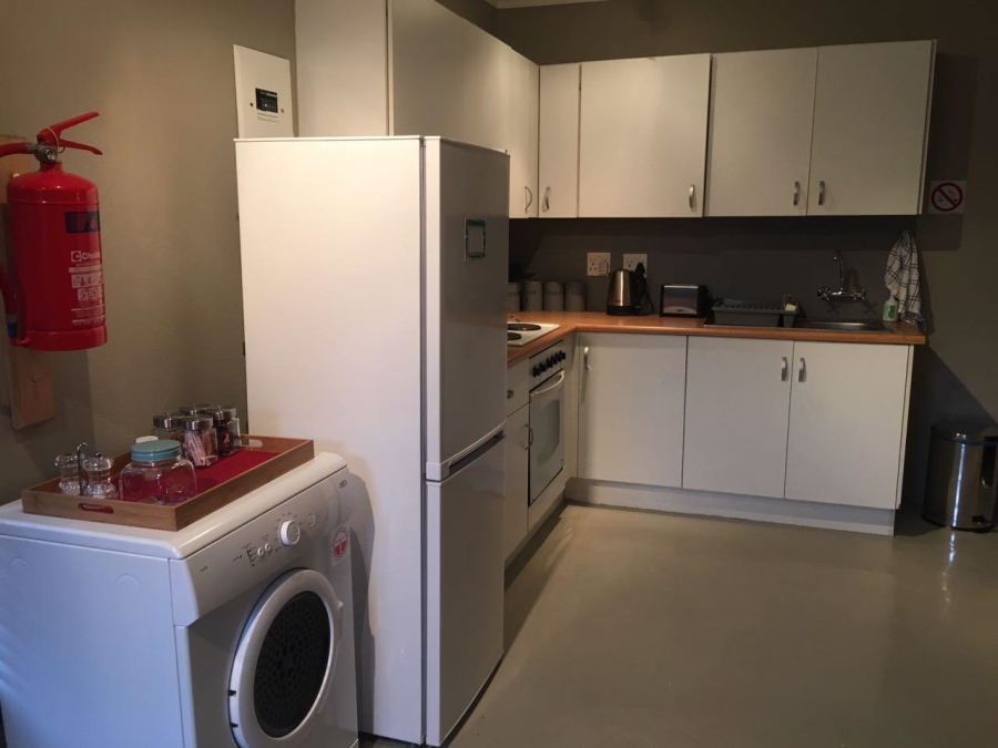 To Let 1 Bedroom Property for Rent in Rosebank Gauteng