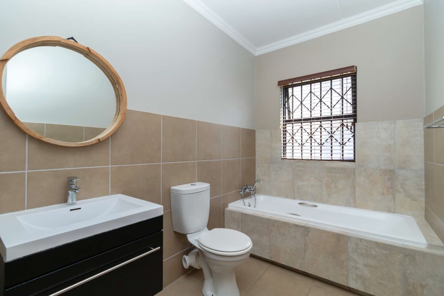 2 Bedroom Property for Sale in Carlswald Gauteng