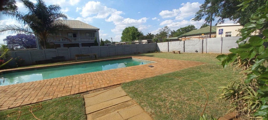 To Let 3 Bedroom Property for Rent in Benoni West Gauteng