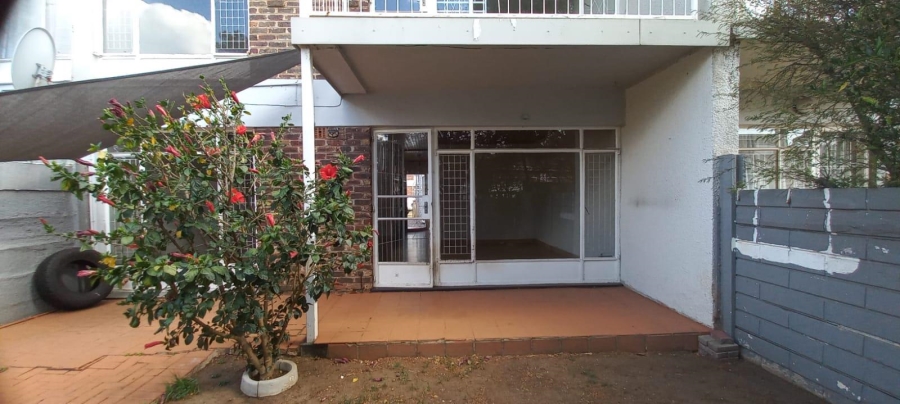 To Let 3 Bedroom Property for Rent in Benoni West Gauteng