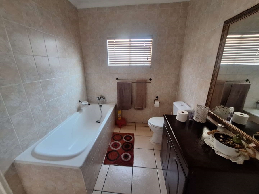 3 Bedroom Property for Sale in Albemarle Gauteng