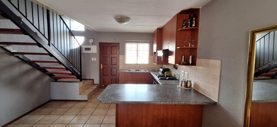 2 Bedroom Property for Sale in Farrar Park Gauteng