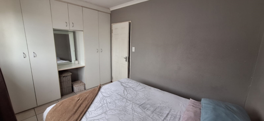 2 Bedroom Property for Sale in Farrar Park Gauteng