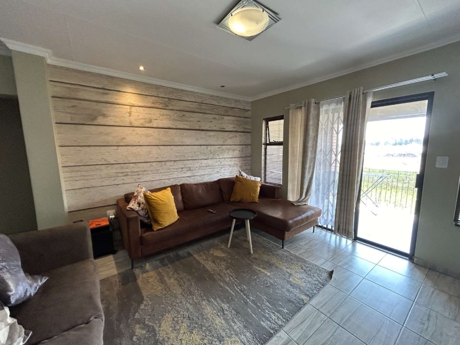 To Let 2 Bedroom Property for Rent in Blue Hills Gauteng