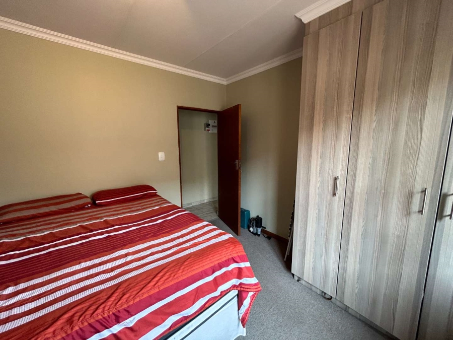 To Let 2 Bedroom Property for Rent in Blue Hills Gauteng