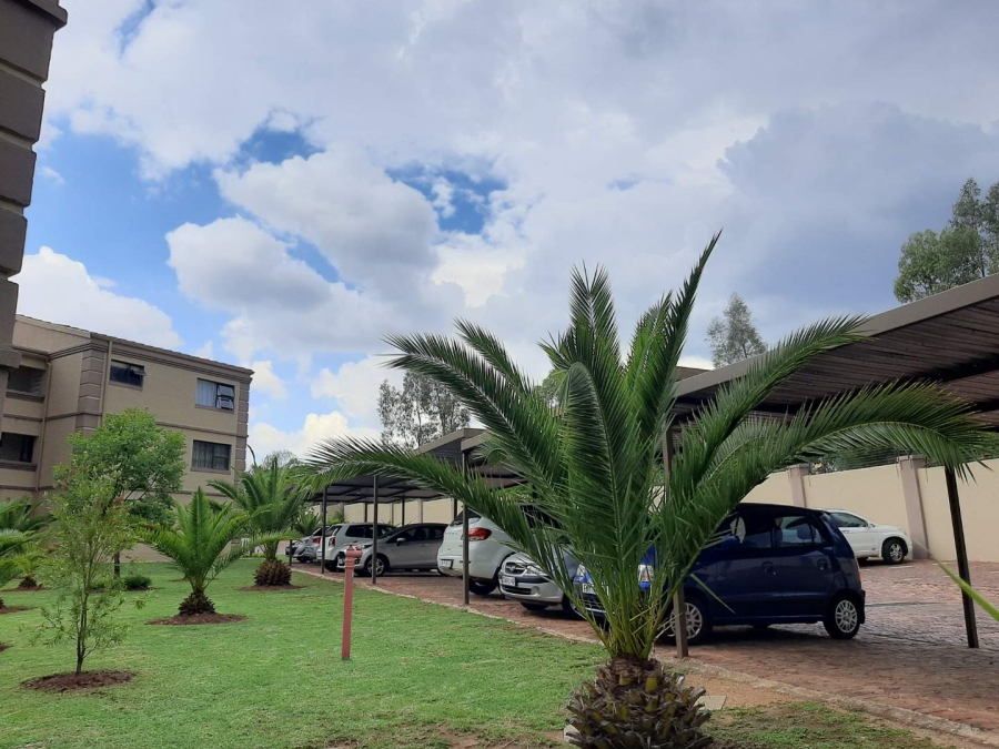 1 Bedroom Property for Sale in Sunninghill Gauteng