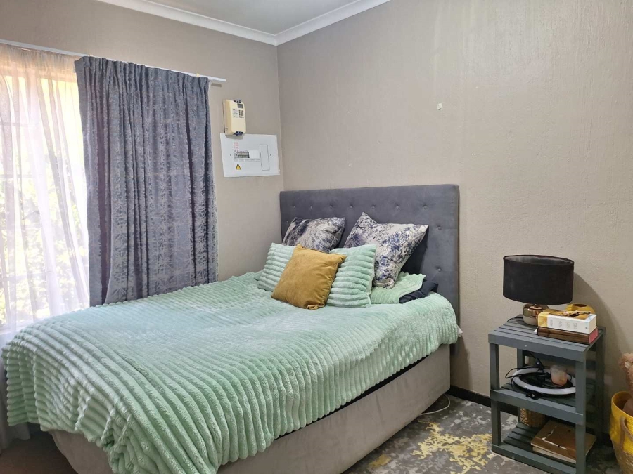 To Let 2 Bedroom Property for Rent in Wilgeheuwel Gauteng