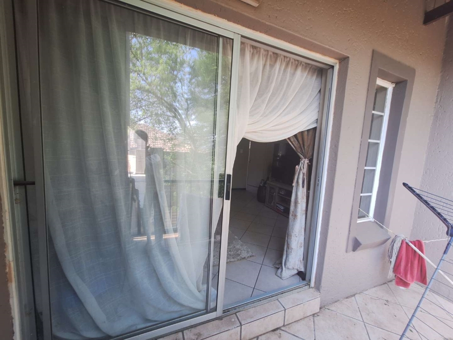 To Let 2 Bedroom Property for Rent in Wilgeheuwel Gauteng