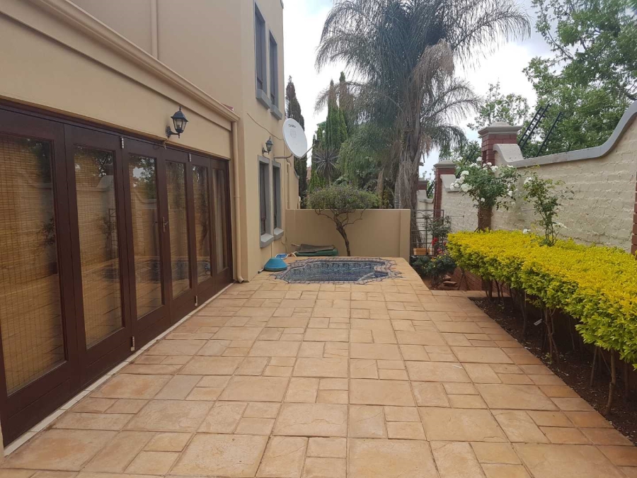 To Let 3 Bedroom Property for Rent in Boardwalk Gauteng