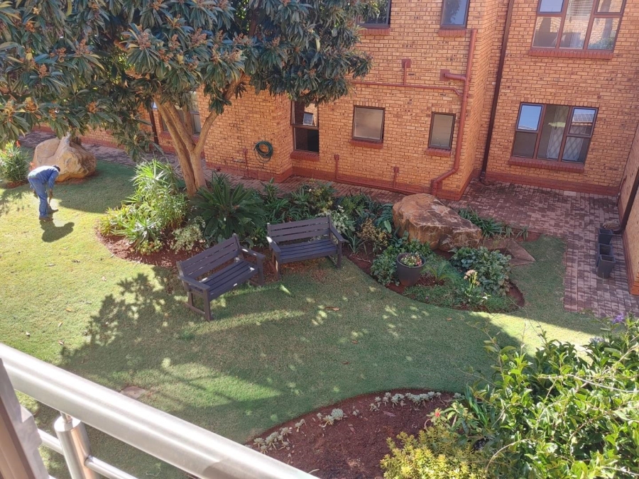 1 Bedroom Property for Sale in Willow Park Manor Gauteng