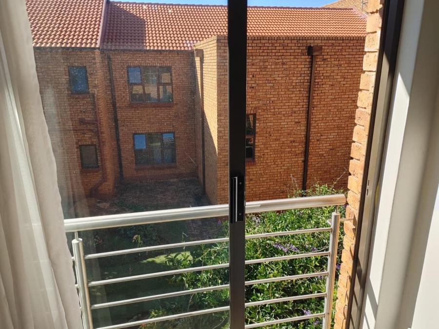 1 Bedroom Property for Sale in Willow Park Manor Gauteng