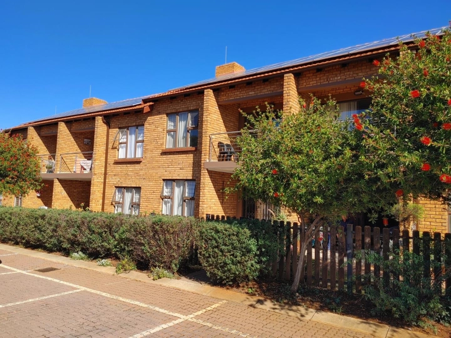 1 Bedroom Property for Sale in Willow Park Manor Gauteng