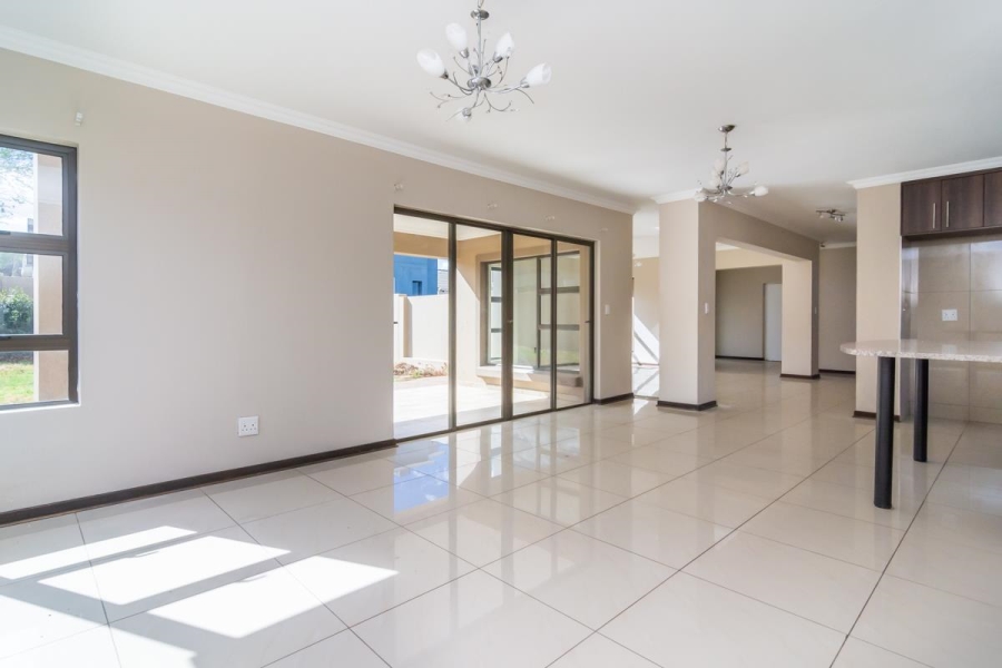 4 Bedroom Property for Sale in Homes Haven Gauteng