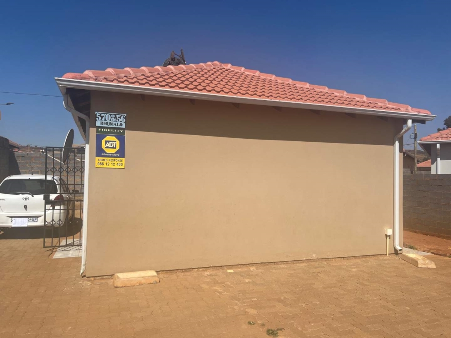 2 Bedroom Property for Sale in Lehae Gauteng