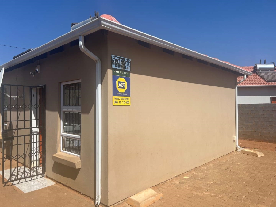 2 Bedroom Property for Sale in Lehae Gauteng