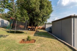 4 Bedroom Property for Sale in Mulbarton Gauteng