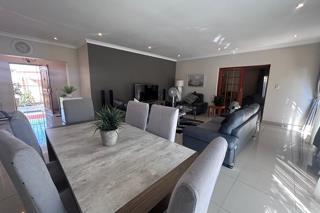 3 Bedroom Property for Sale in Brackenhurst Gauteng